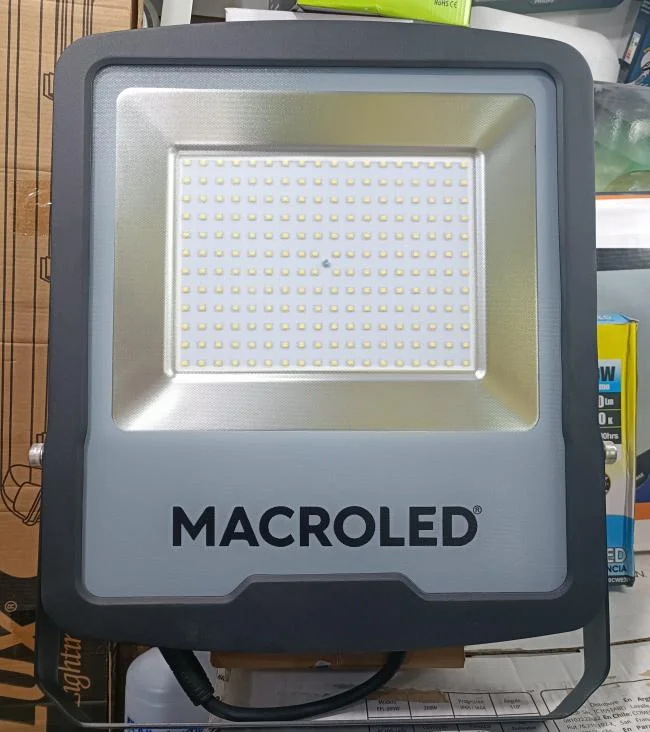 REFLECTOR LED PRO FLSV2 200W/865 22000Lm BK MACROLED