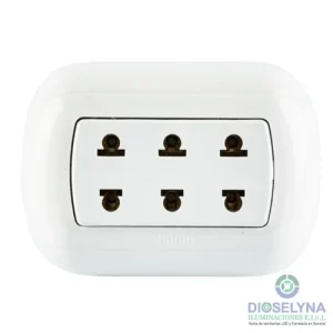 TOMACORRIENTE UNIVERSAL TRIPLE 15A 250V OVAL P38 BTICINO
