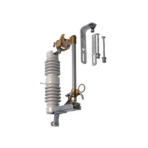 SECCIONADOR CUT OUT DE PORCELANA 15KV 100A 110KVBIL-16KA NEMA B ABB